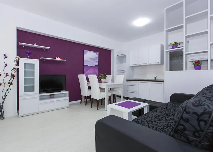 Apartmani Nika Marangun