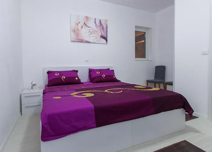 Apartmani Nika Marangun