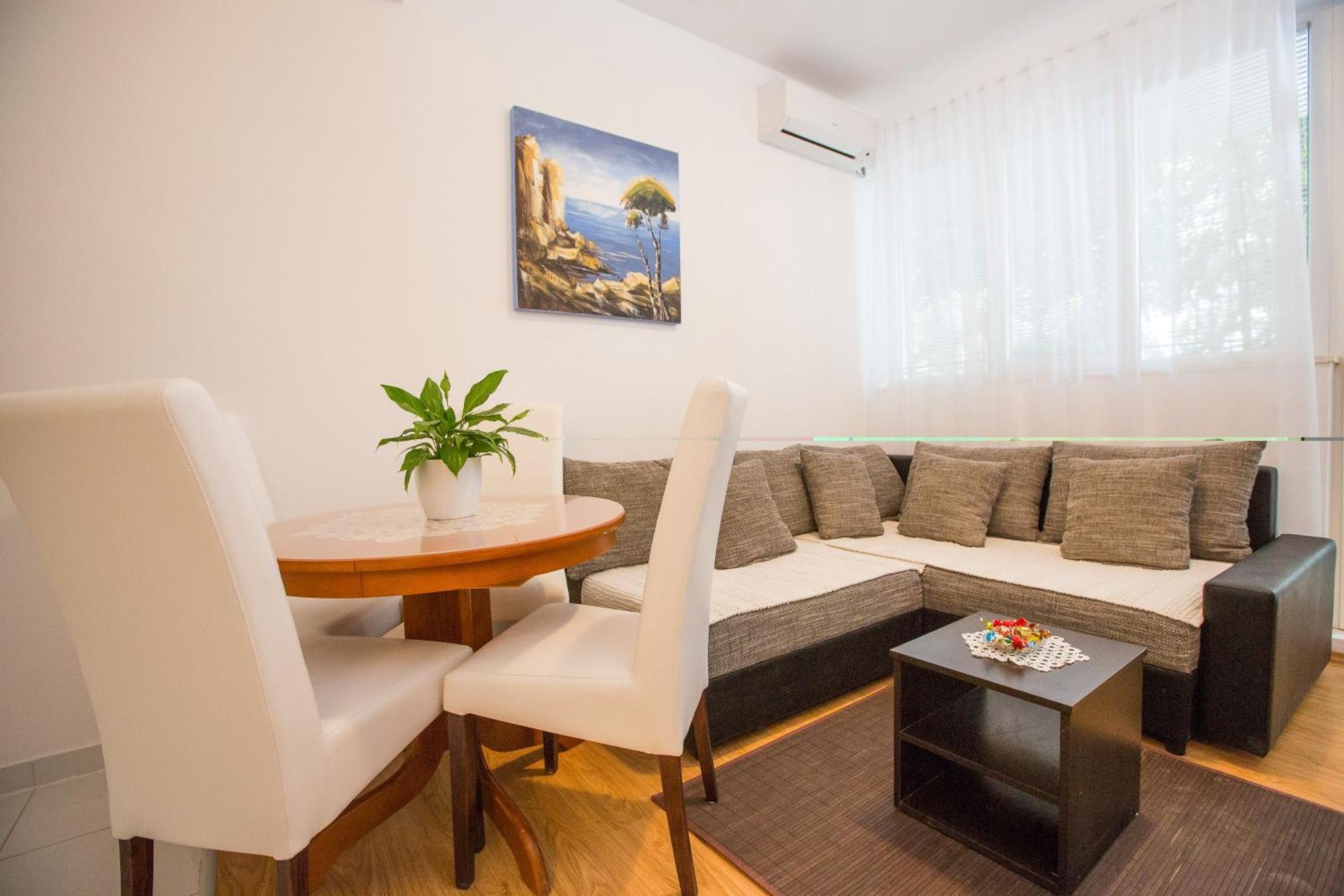 Nika Marangun Appartement