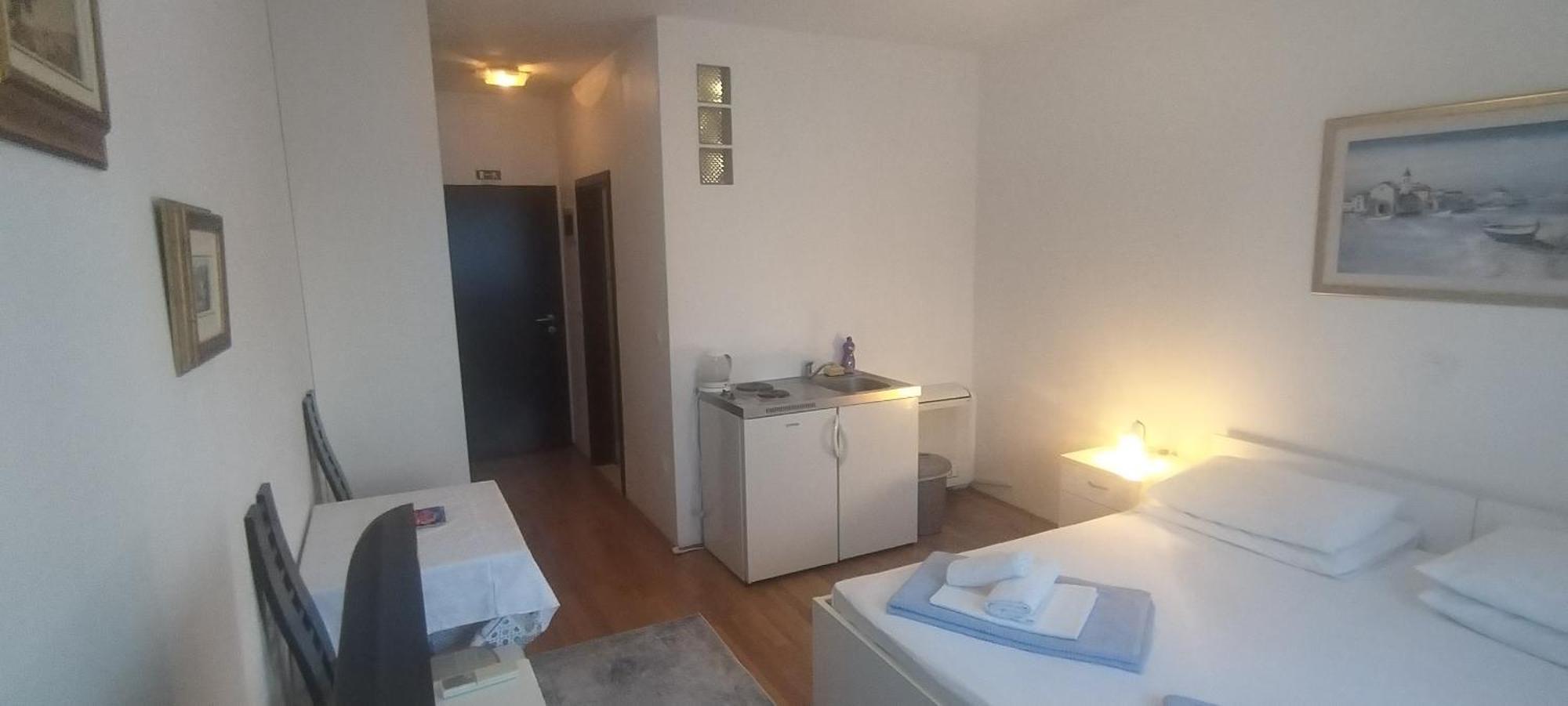 Nika Marangun Apartment
